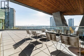 4720 Lougheed Hwy. in Burnaby, BC - Building Photo - Building Photo