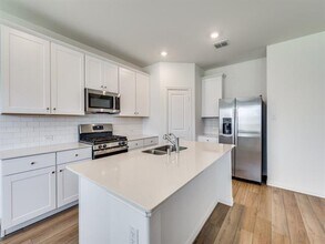 2112 O Keefe Ct in Little Elm, TX - Building Photo - Building Photo