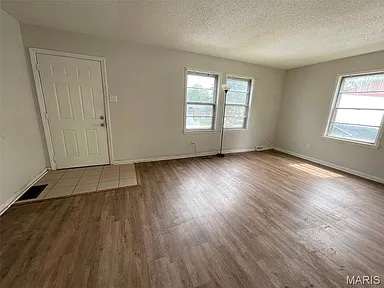 10073 Royal Dr in St. Louis, MO - Building Photo - Building Photo