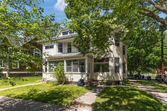 property at 1983 Iglehart Ave
