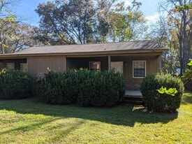 2255 Clara Kee Blvd in Tallahassee, FL - Building Photo