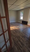 16 4th Ave, Unit 2 fl in Gloversville, NY - Building Photo - Building Photo
