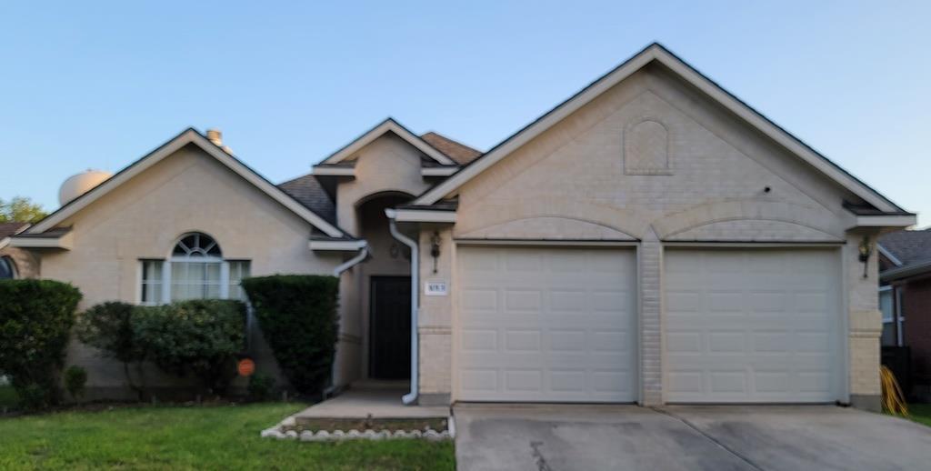 1013 Howeth Dr in Pflugerville, TX - Building Photo