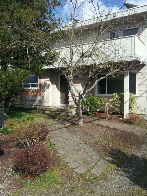 1814 Nipsic Ave in Bremerton, WA - Building Photo - Building Photo