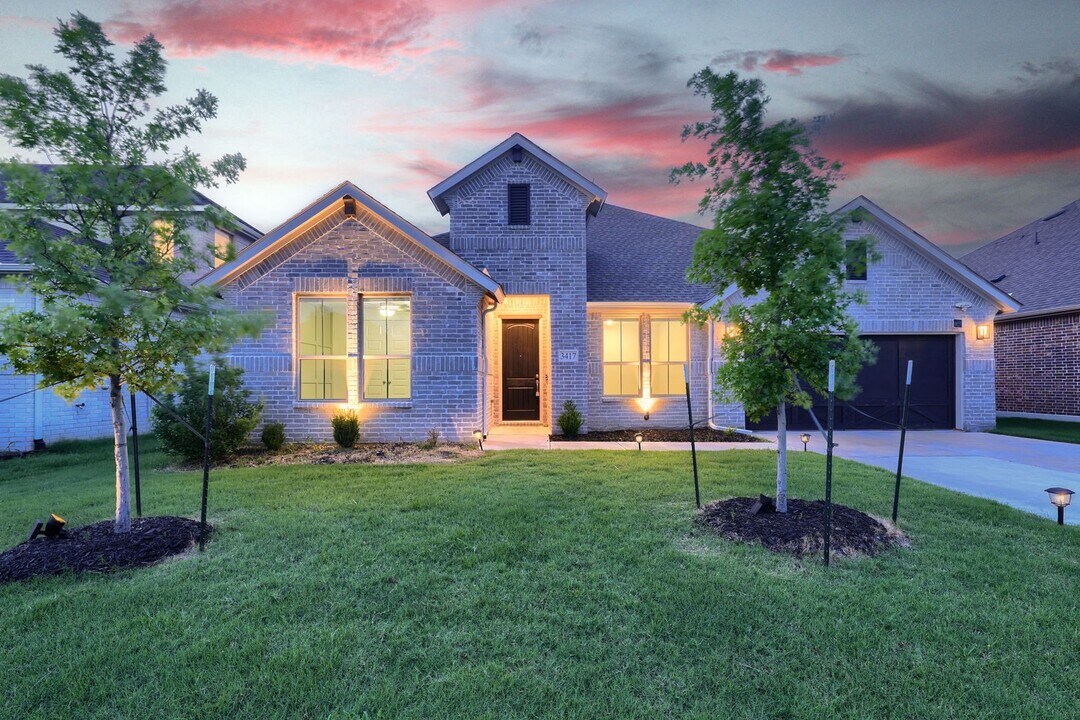 3417 Cimarron River Dr in Prosper, TX - Building Photo