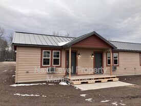 20 Davis Ct in Kalispell, MT - Building Photo