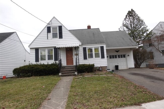 57 Fowler Ave in Johnson City, NY - Foto de edificio - Building Photo