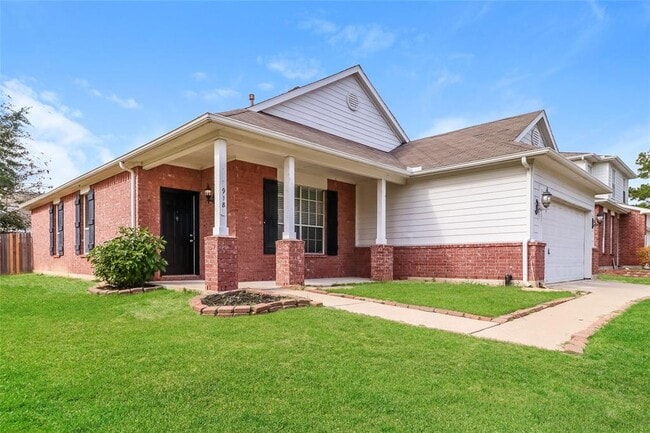 property at 918 Chapwood Ct