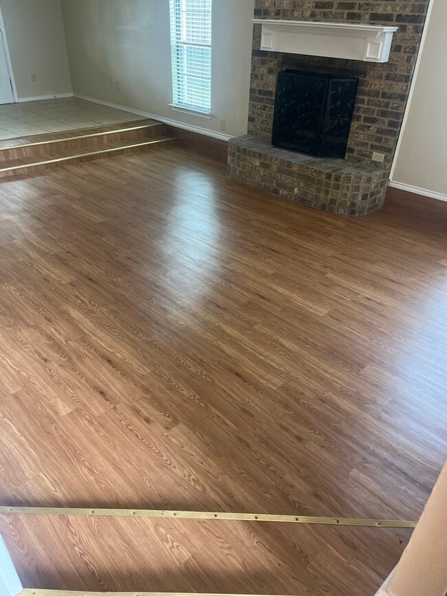 7712 Pear Tree Ln in Watauga, TX - Building Photo - Building Photo
