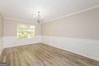 665 Lakeridge Ct in Covington, GA - Building Photo - Building Photo