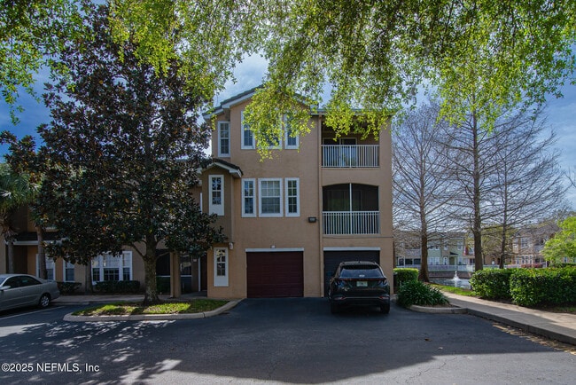 property at 10075 Gate Pkwy