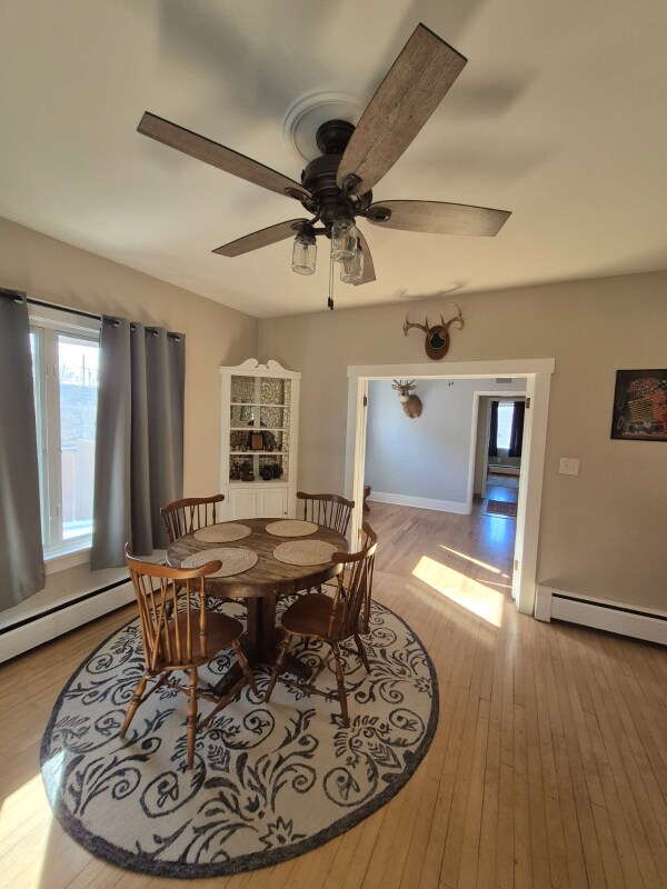 211 S 6th Ave in Brighton, CO - Foto de edificio - Building Photo