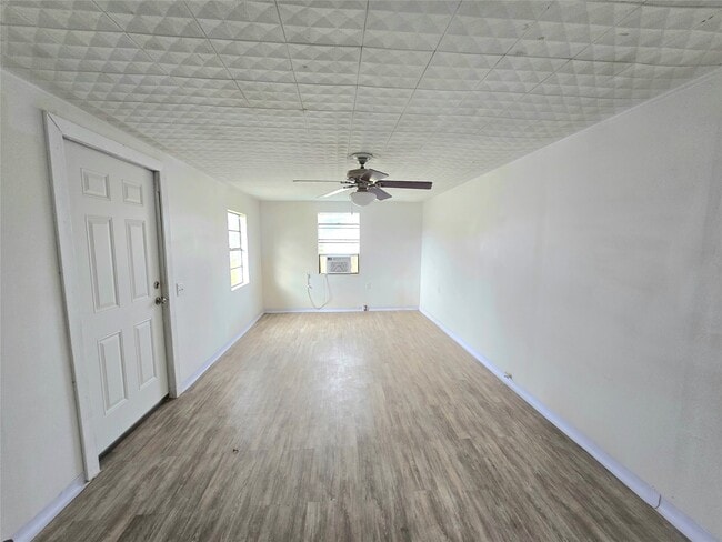 property at 801 Collins St