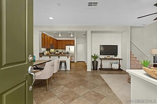 13034 Cadencia Pl in San Diego, CA - Building Photo - Building Photo