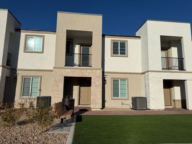 5752 CRENELLATED St in Las Vegas, NV - Foto de edificio - Building Photo