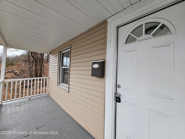 1515 Brick Ave, Unit 1517 in Scranton, PA - Foto de edificio - Building Photo