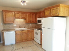 5711 W 92nd Ave in Westminster, CO - Building Photo - Building Photo