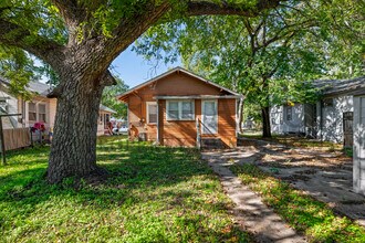 2020 S Main St in Wichita, KS - Building Photo - Building Photo