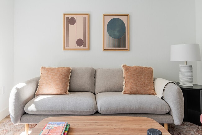 85 Cleaveland Rd in Pleasant Hill, CA - Building Photo - Building Photo