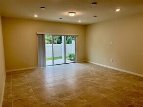 3331 Canyon Bay Pt in Sanford, FL - Building Photo - Building Photo