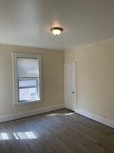 3 Hillside St-Unit -2 in Worcester, MA - Building Photo - Building Photo