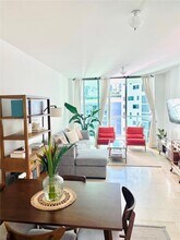 218 SE 14th St in Miami, FL - Building Photo - Building Photo