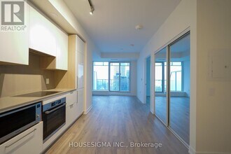 28 Freeland St in Toronto, ON - Building Photo - Building Photo