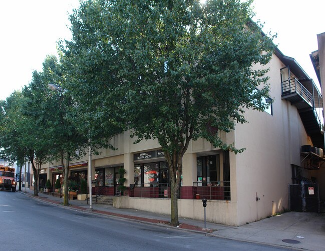 180 Valley St