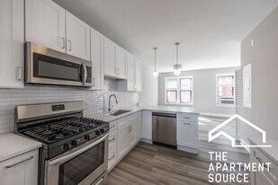 3943 N Janssen Ave, Unit S2 in Chicago, IL - Building Photo