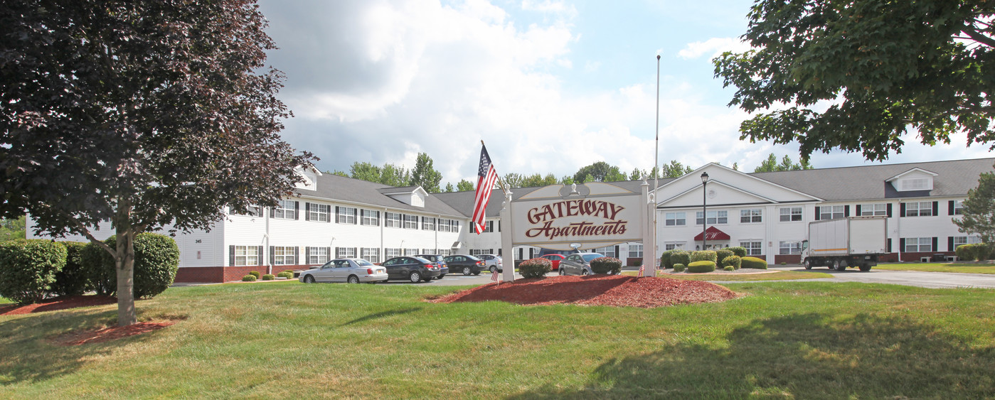 Gateway Senior Independent Living 50+ in Rochester, NY - Foto de edificio