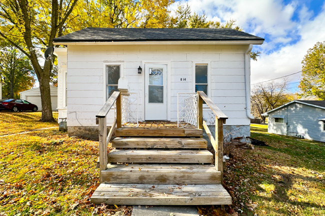 814 N 15th St in Clarinda, IA - Building Photo - Building Photo