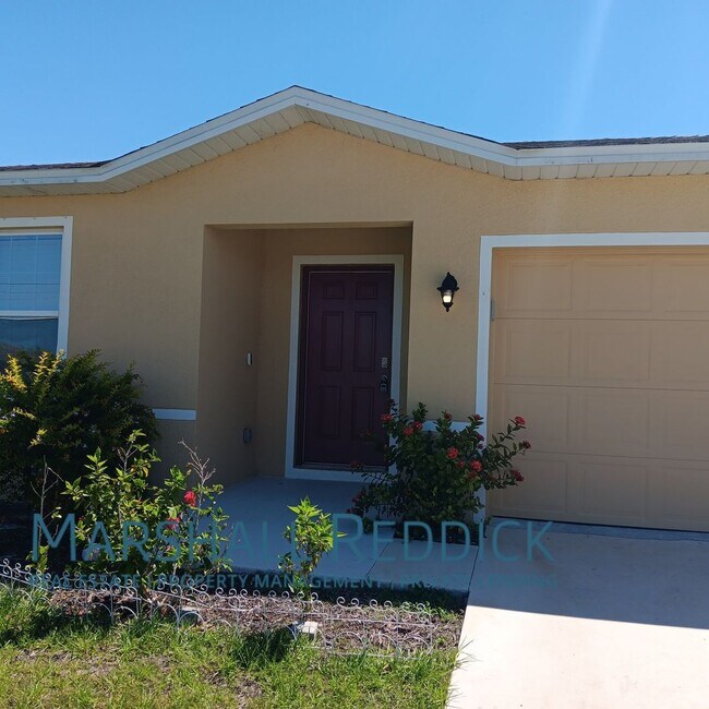 413 SE 13th Pl in Cape Coral, FL - Building Photo - Building Photo