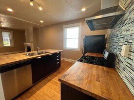 115 Cologne St in Pittsburgh, PA - Building Photo