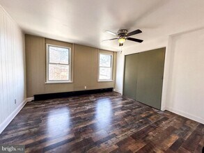 262 Apsley St in Philadelphia, PA - Building Photo - Building Photo