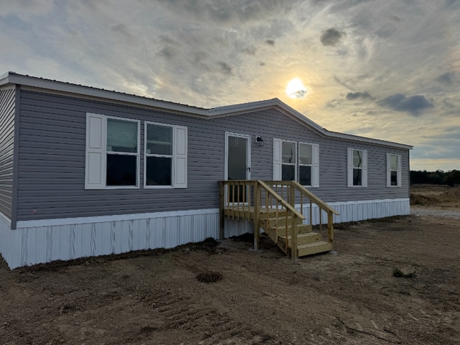 property at 362 Patriot Ln