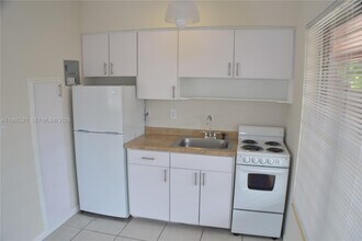 1028 NE 16th Terrace in Fort Lauderdale, FL - Building Photo - Building Photo