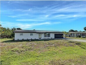 4342 Ewing Cir in Port Charlotte, FL - Building Photo - Building Photo