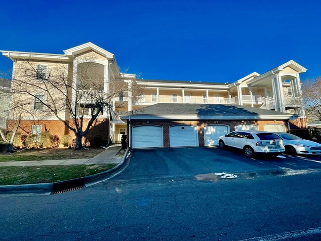 9041 Meadow Vista Rd