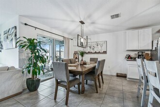 3139 Silver Date Dr in Wimauma, FL - Building Photo - Building Photo