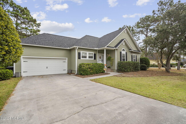 4141 Churchill Cir SE in Southport, NC - Building Photo - Building Photo