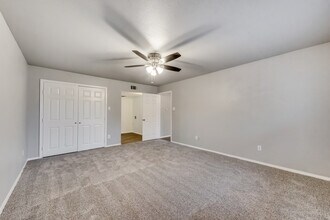 Calatrava Flats in Dallas, TX - Foto de edificio - Building Photo