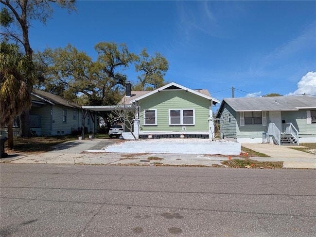 property at 771 14th Ave S