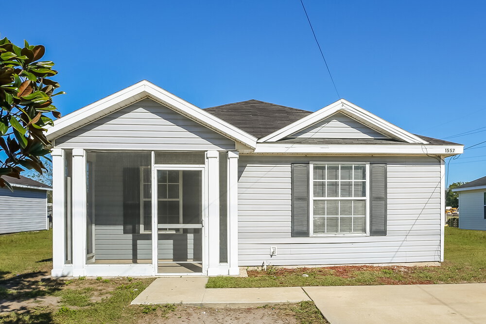 1557 E 30th St in Jacksonville, FL - Foto de edificio