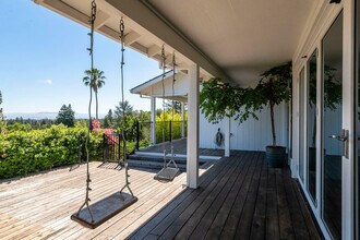 920 Stagi Ct in Los Altos, CA - Building Photo - Building Photo