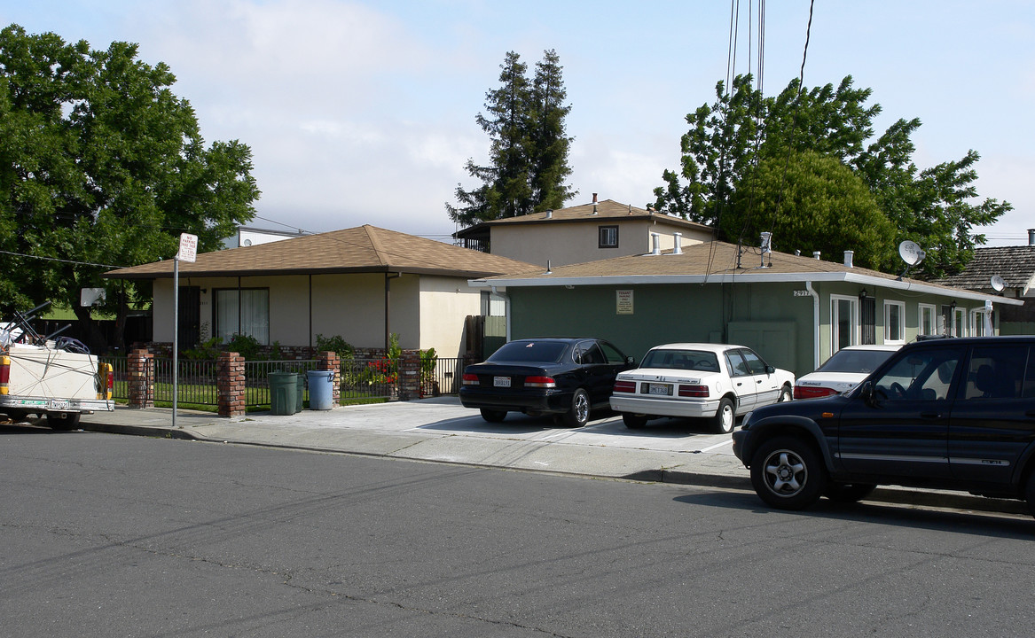 2917 Curtis Ave in Redwood City, CA - Foto de edificio