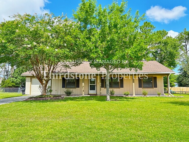 property at 2004 Shadowlawn Dr
