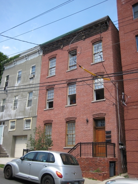 53 Montgomery Ave in Staten Island, NY - Building Photo - Building Photo