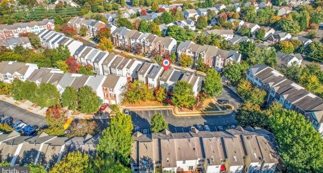 4676 Deerwatch Dr in Chantilly, VA - Building Photo - Building Photo