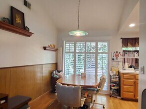 1522 Fujiko Dr in San Jose, CA - Building Photo - Building Photo