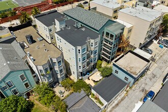 937 Dolores St in San Francisco, CA - Building Photo - Building Photo